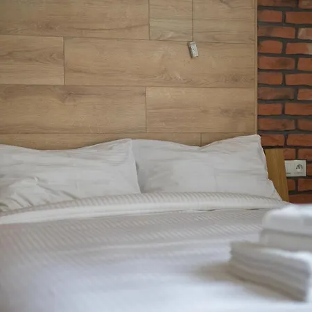 Ochota Wooden Apartment