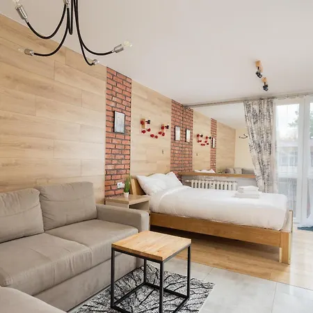 Ochota Wooden Apartment Warsaw